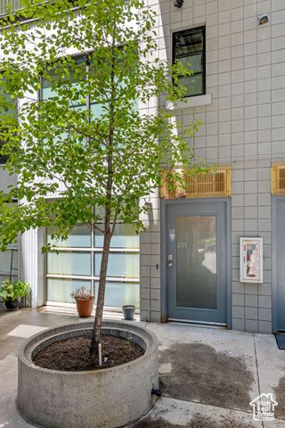 360 W 300 S #233, Salt Lake City, UT 84101