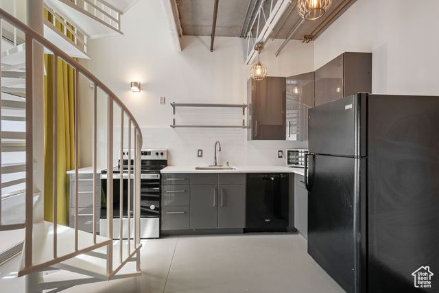 360 W 300 S #233, Salt Lake City, UT 84101