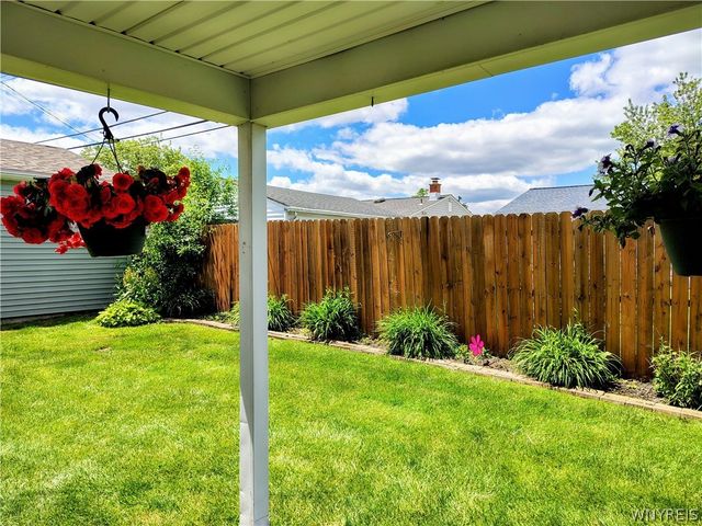 74 Melody Lane, Tonawanda, NY 14150