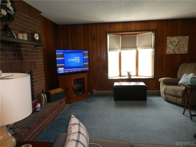 74 Melody Lane, Tonawanda, NY 14150