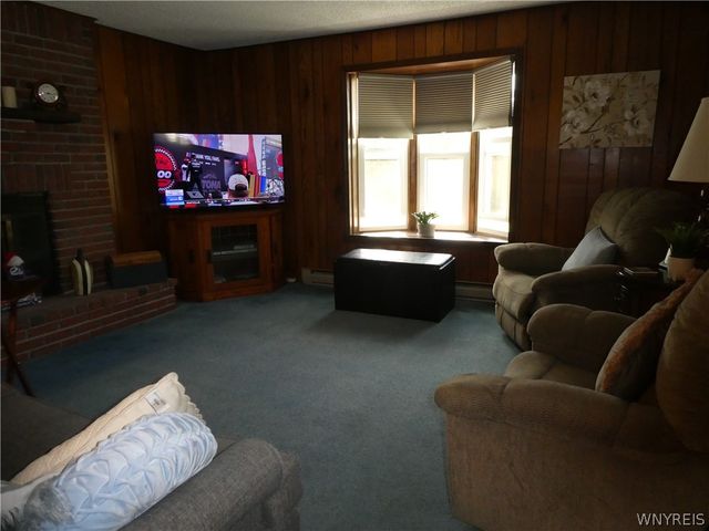 74 Melody Lane, Tonawanda, NY 14150