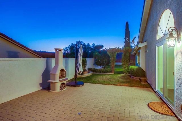 5359 Triple Crown Dr, Bonsall, CA 92003