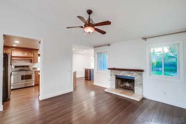 5359 Triple Crown Dr, Bonsall, CA 92003