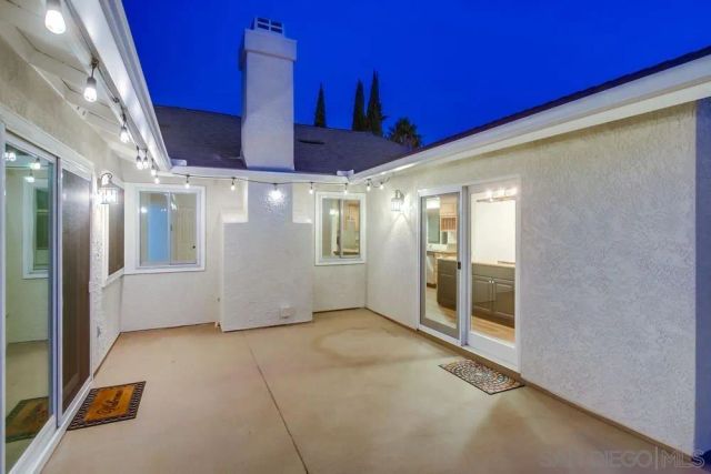 5359 Triple Crown Dr, Bonsall, CA 92003