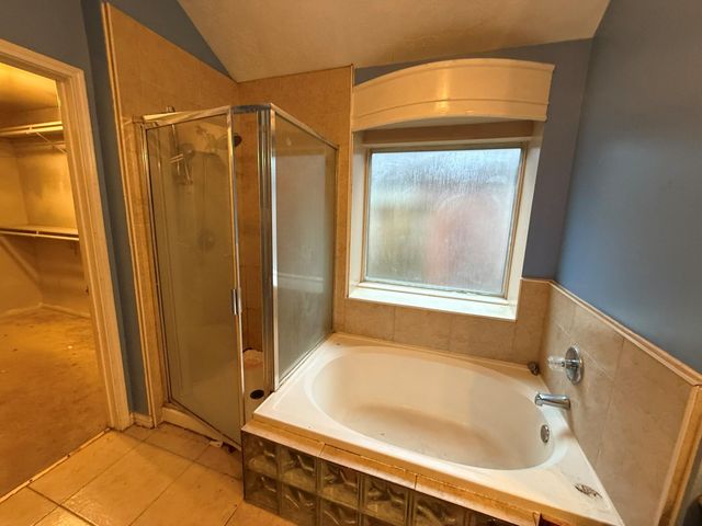 4823 Meadowglen Drive, Pearland, TX 77584