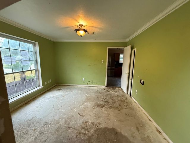 4823 Meadowglen Drive, Pearland, TX 77584