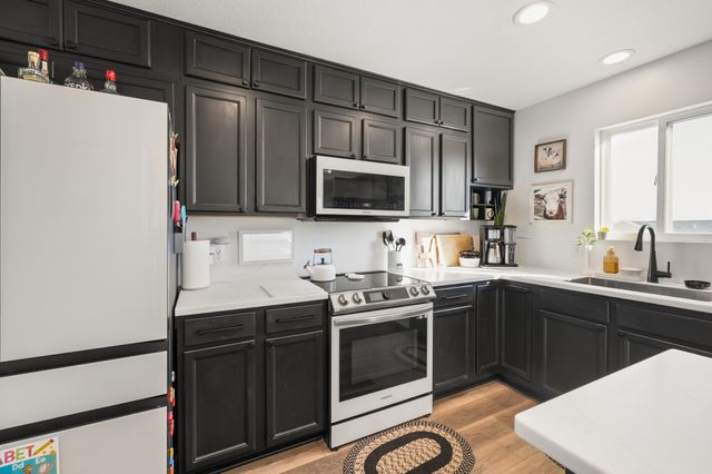 4472 Tamara Lane, West Des Moines, IA 50265