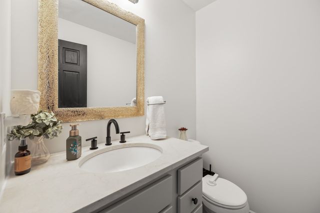 4472 Tamara Lane, West Des Moines, IA 50265