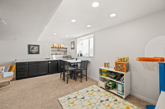 4472 Tamara Lane, West Des Moines, IA 50265