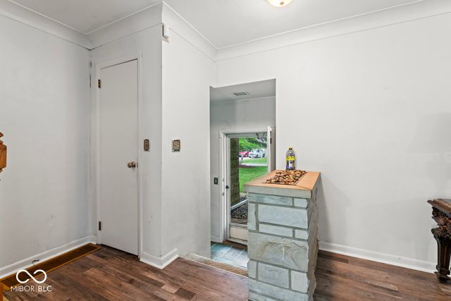 2316 Lake Drive, Anderson, IN 46012