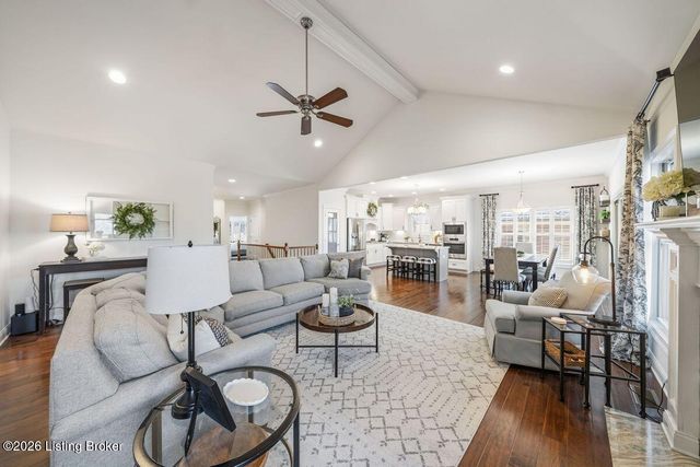 115 Locust Park Pl, Louisville, KY 40245