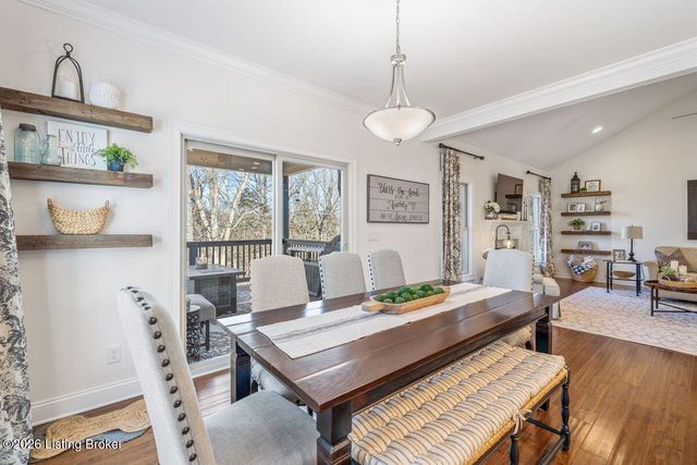 115 Locust Park Pl, Louisville, KY 40245