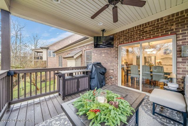 115 Locust Park Pl, Louisville, KY 40245