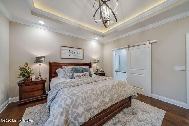 115 Locust Park Pl, Louisville, KY 40245