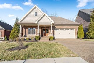 115 Locust Park Pl, Louisville, KY 40245