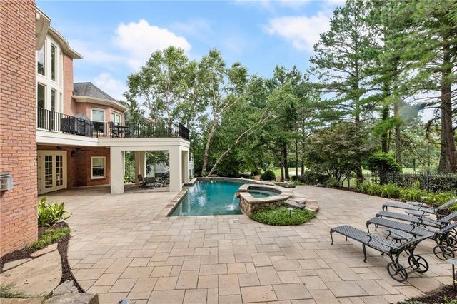 8270 Saint Marlo Fairway Drive, Duluth, GA 30097