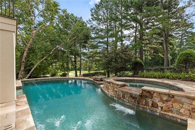 8270 Saint Marlo Fairway Drive, Duluth, GA 30097