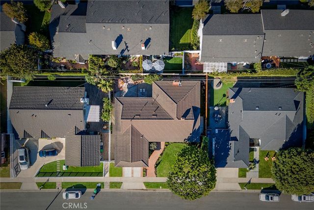 418 E Bay Street, Costa Mesa, CA 92627