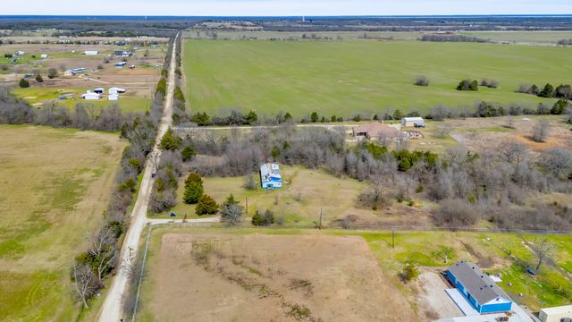 1192 Vz County Road 3815, Wills Point, TX 75169