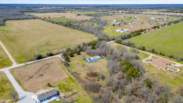 1192 Vz County Road 3815, Wills Point, TX 75169