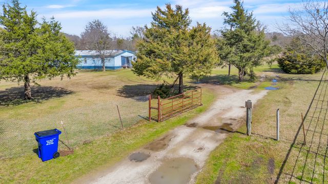 1192 Vz County Road 3815, Wills Point, TX 75169