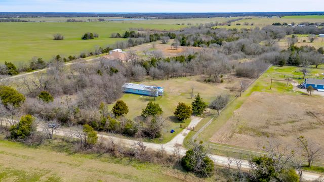 1192 Vz County Road 3815, Wills Point, TX 75169