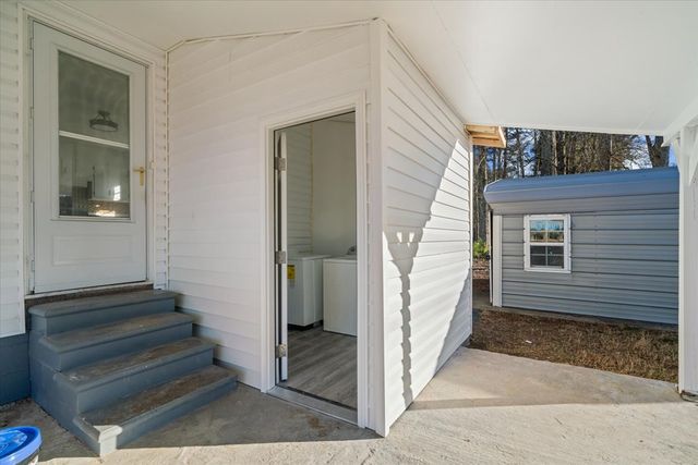 3915 Hurricane Road, Rocky Face, GA 30740