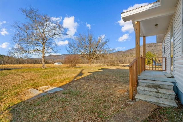 3915 Hurricane Road, Rocky Face, GA 30740