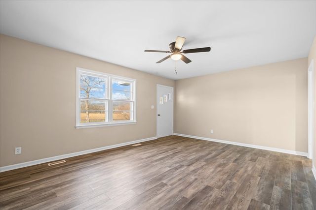 3915 Hurricane Road, Rocky Face, GA 30740