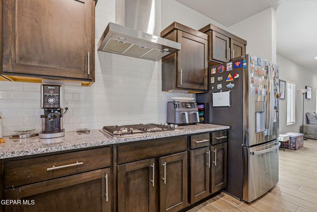 51049 FOX TRAIL Avenue, El Paso, TX 79934