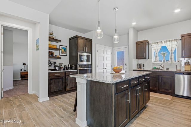 51049 FOX TRAIL Avenue, El Paso, TX 79934