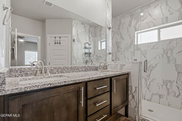 51049 FOX TRAIL Avenue, El Paso, TX 79934