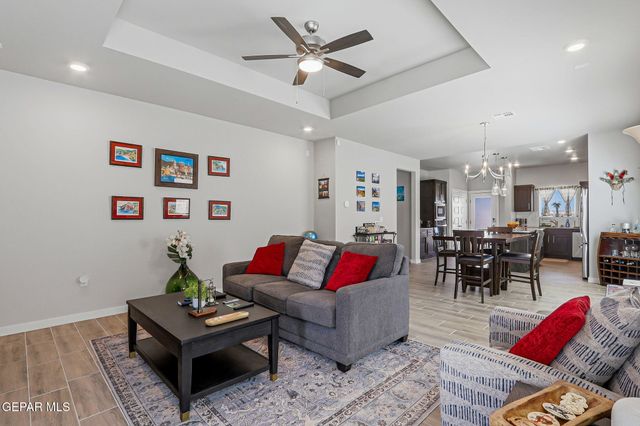 51049 FOX TRAIL Avenue, El Paso, TX 79934