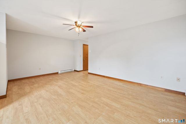 180 North Cherry Street 13, Wallingford, CT 06492