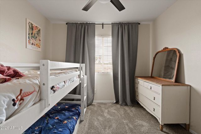 250 S SEAN Drive, Chandler, AZ 85224