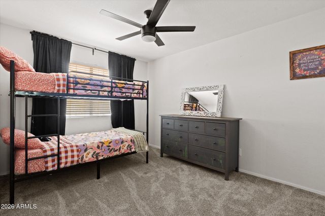 250 S SEAN Drive, Chandler, AZ 85224