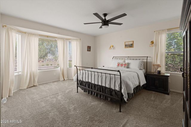 250 S SEAN Drive, Chandler, AZ 85224