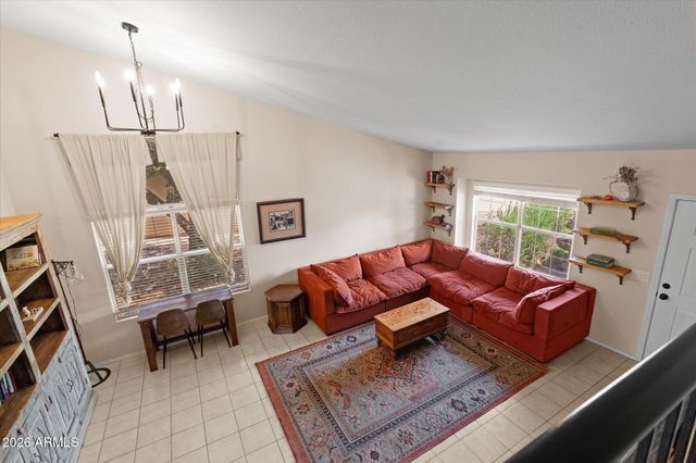 250 S SEAN Drive, Chandler, AZ 85224