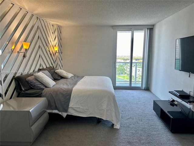 100 Bayview Drive 1503, Sunny Isles Beach, FL 33160