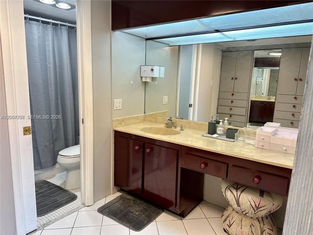 100 Bayview Drive 1503, Sunny Isles Beach, FL 33160