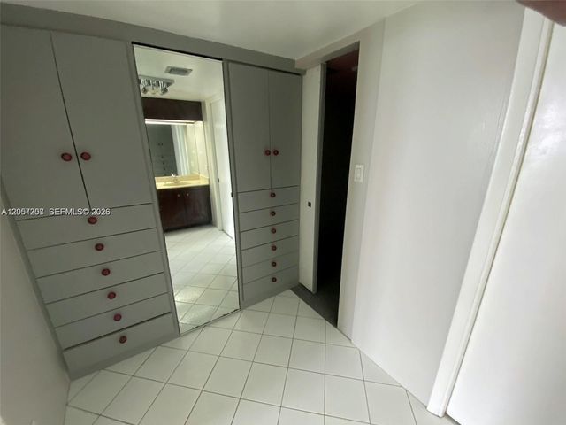 100 Bayview Drive 1503, Sunny Isles Beach, FL 33160