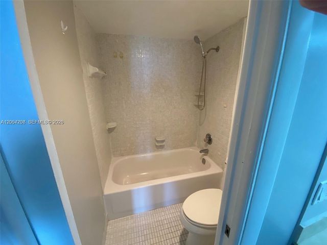 100 Bayview Drive 1503, Sunny Isles Beach, FL 33160