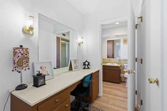 5817 Sandhurst Lane B, Dallas, TX 75206