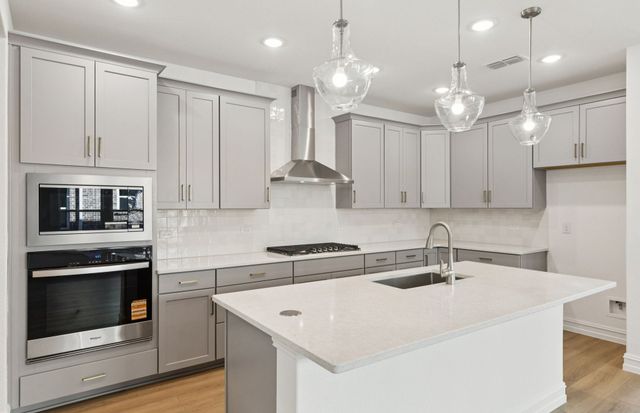 5854 Blackwell Avenue, Pilot Point, TX 75009