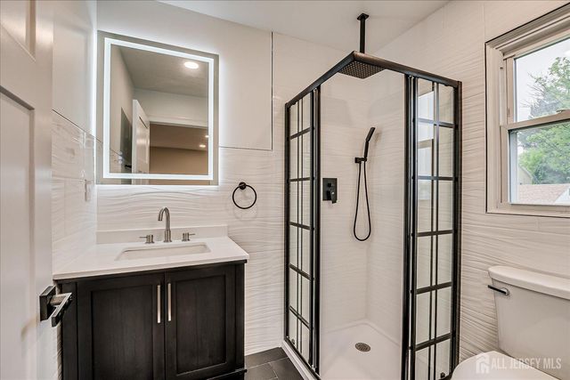 3 Birch Road, Edison, NJ 08817