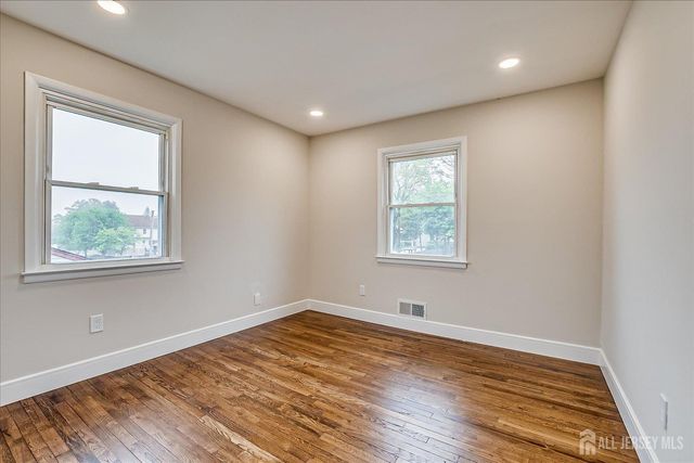 3 Birch Road, Edison, NJ 08817