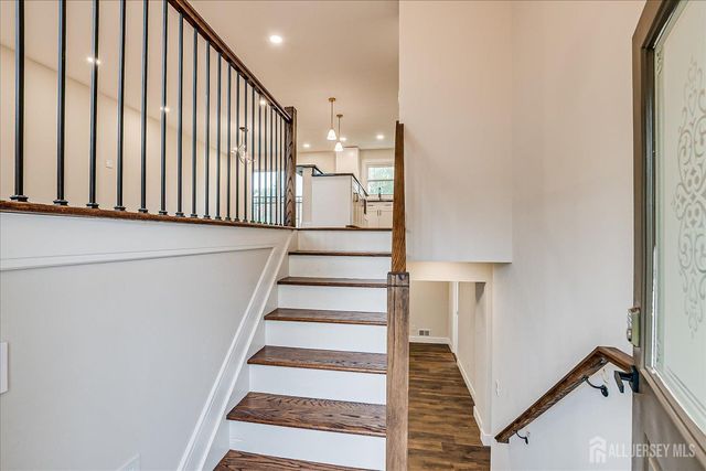 3 Birch Road, Edison, NJ 08817