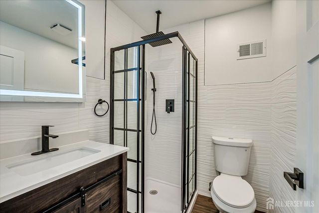 3 Birch Road, Edison, NJ 08817