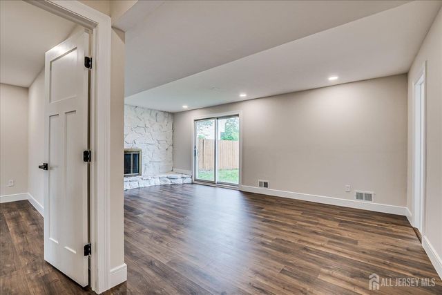 3 Birch Road, Edison, NJ 08817