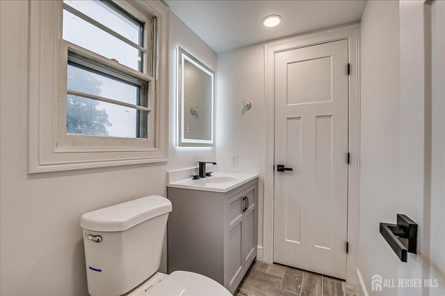 3 Birch Road, Edison, NJ 08817